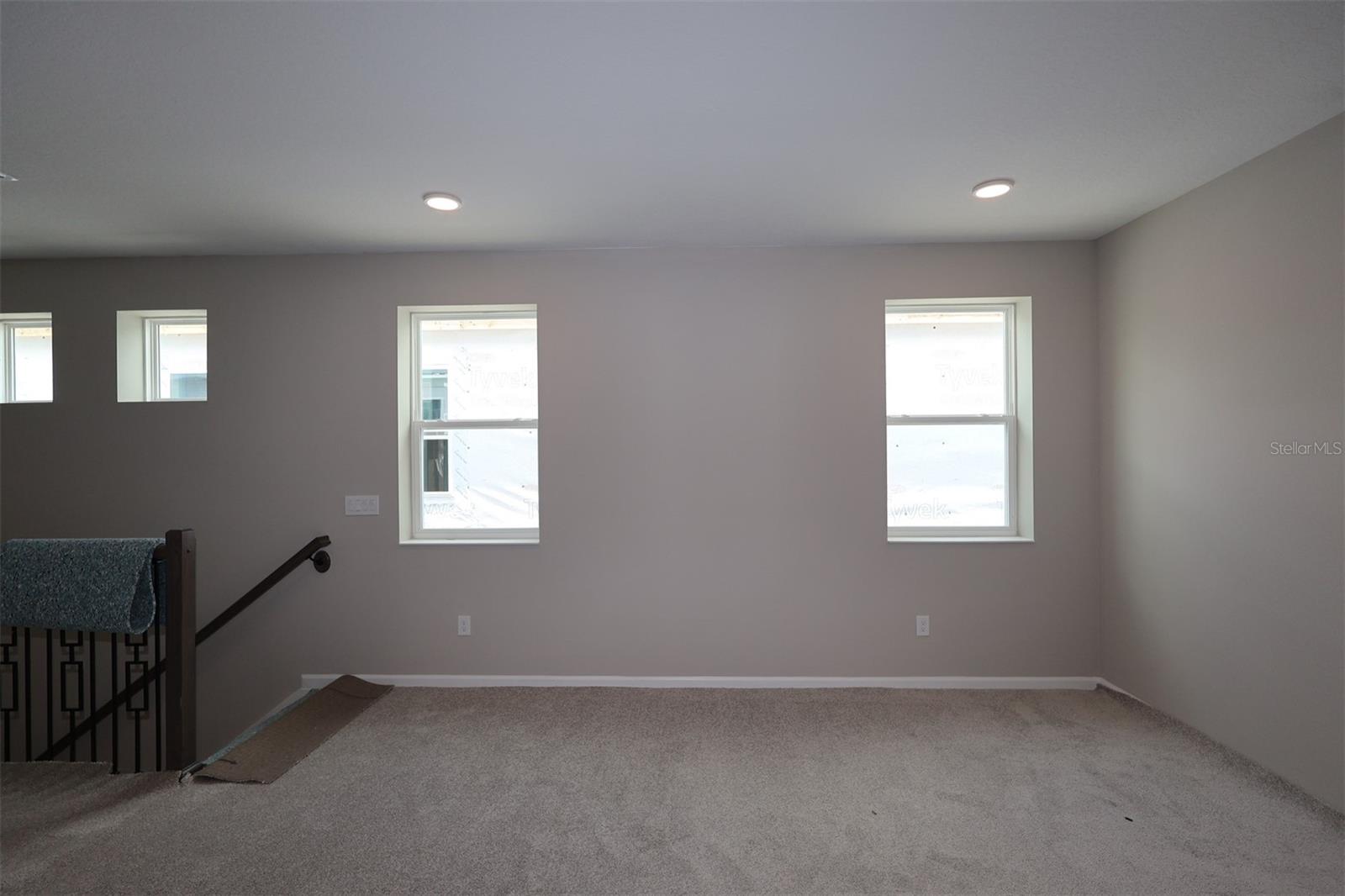 1359 Lumpini St Property Photo 9