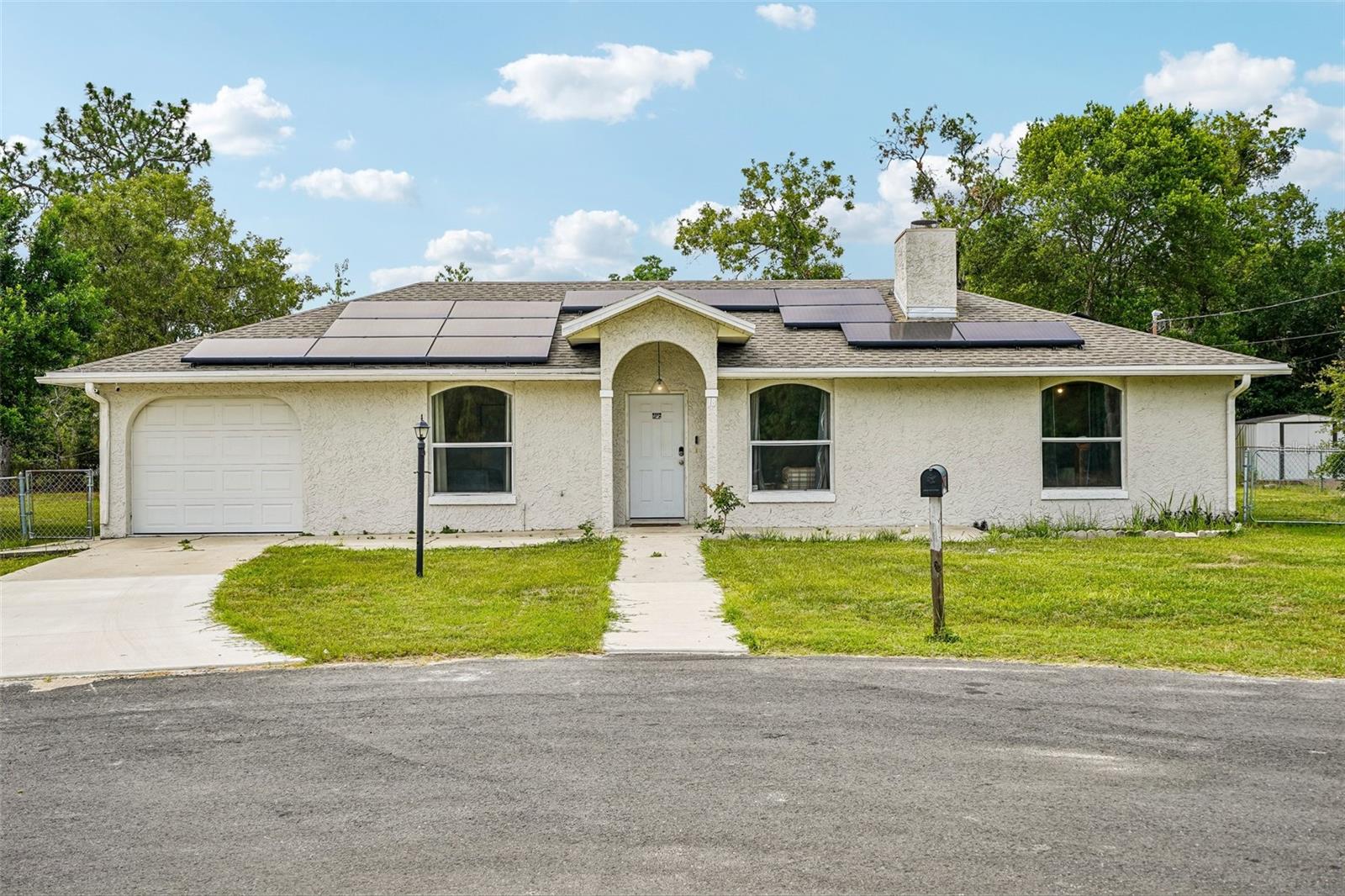 18 Spring Radl Property Photo 1