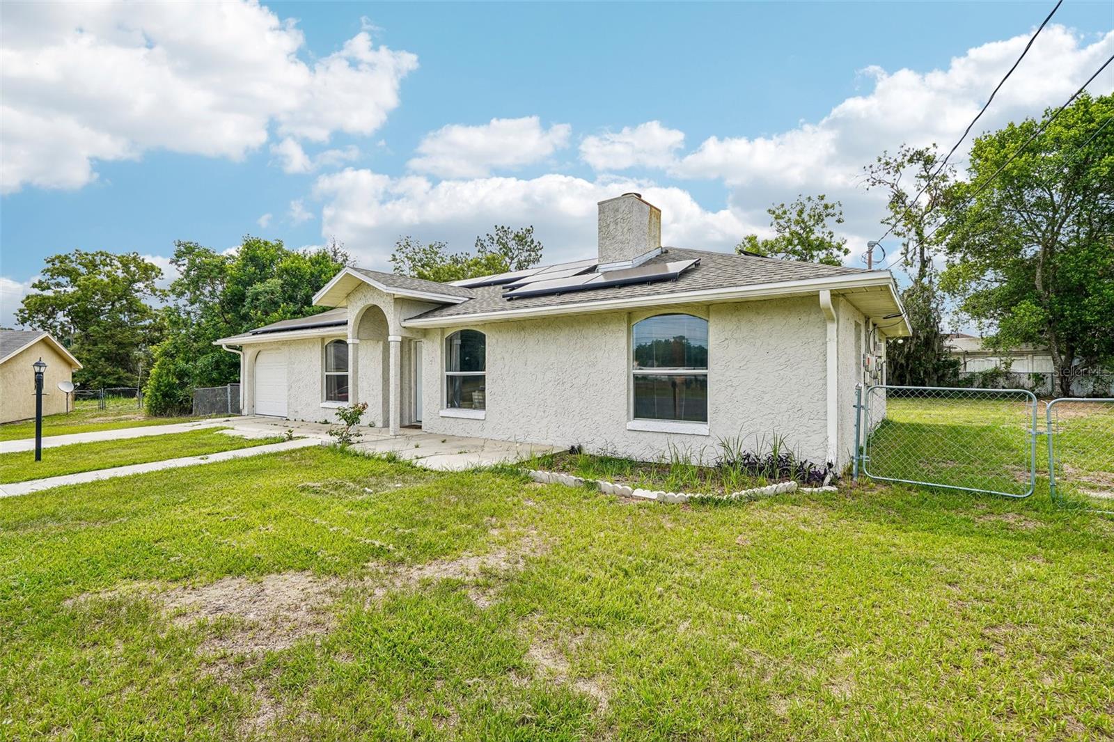 18 Spring Radl Property Photo 2