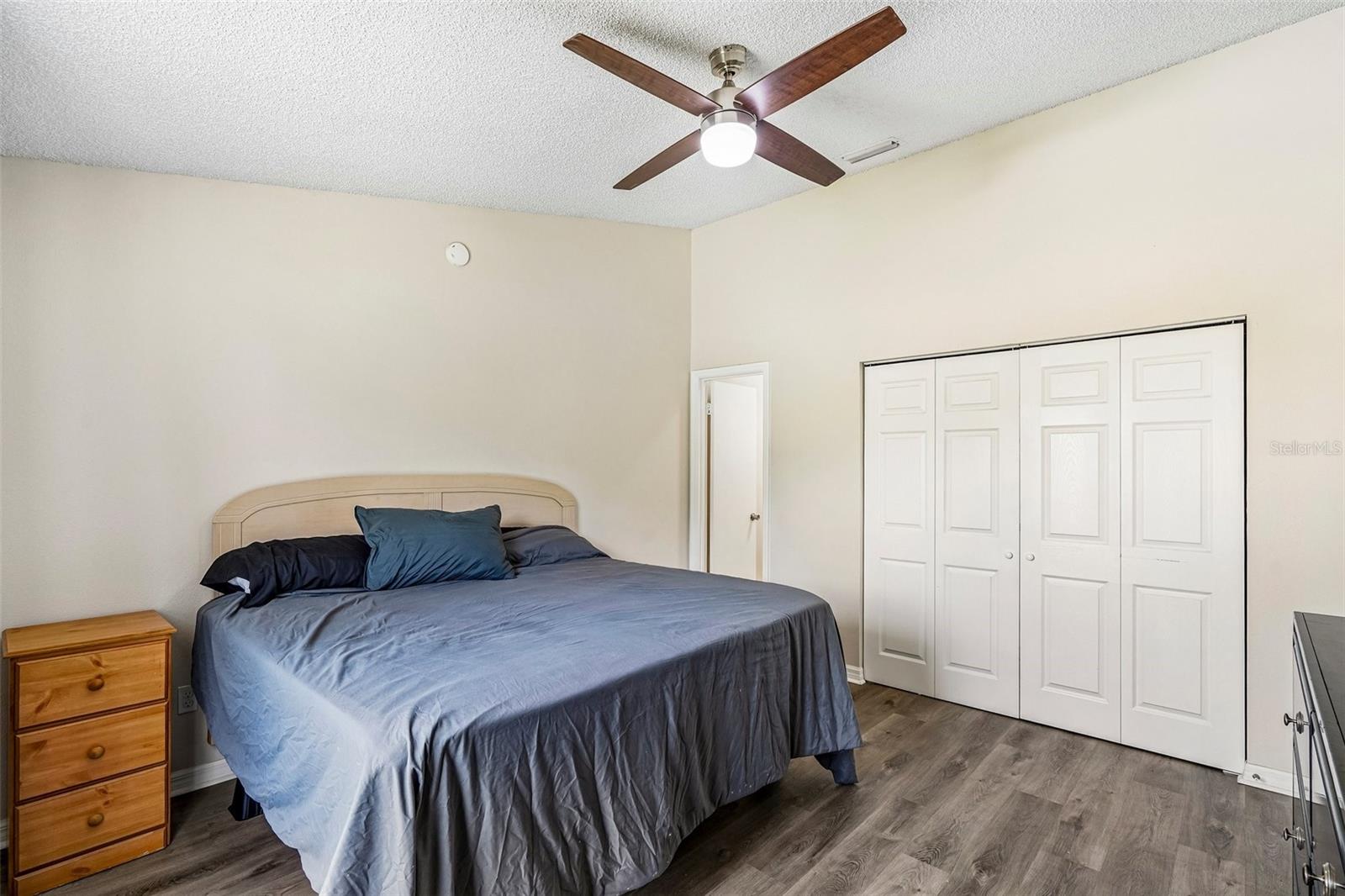 18 Spring Radl Property Photo 13