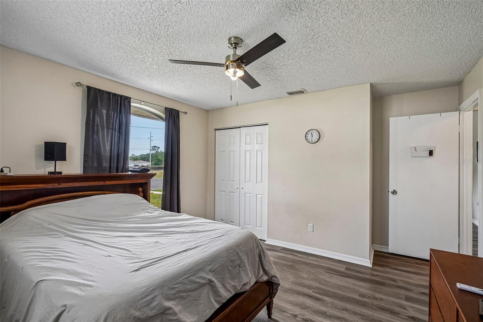18 Spring Radl Property Photo 16