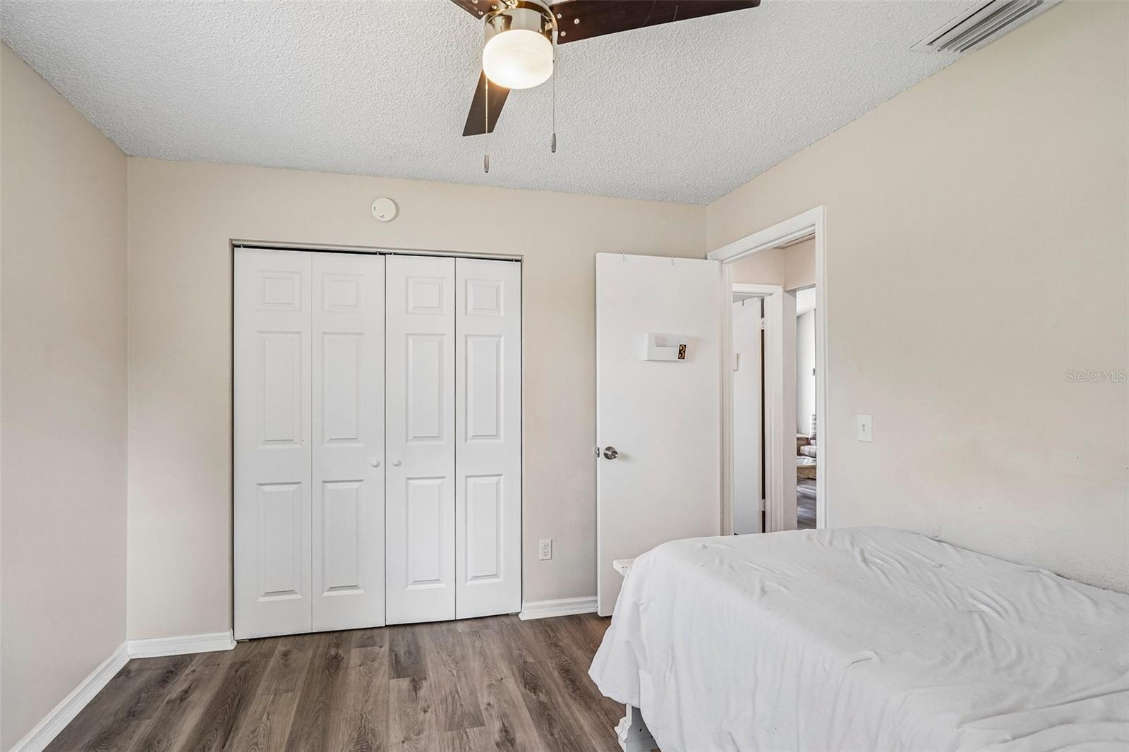 18 Spring Radl Property Photo 19