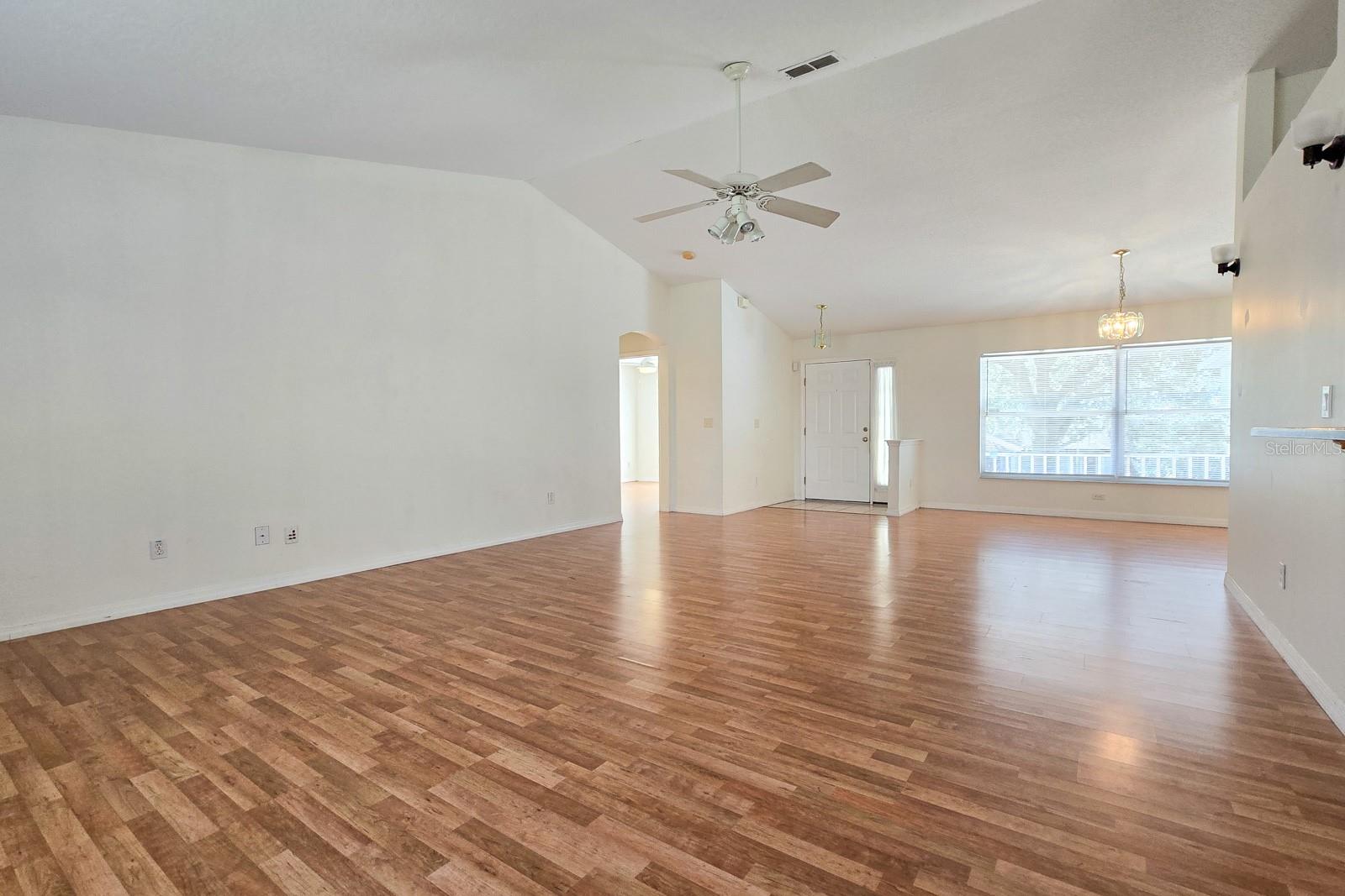 10417 Lake Hasson Cir Property Photo 4