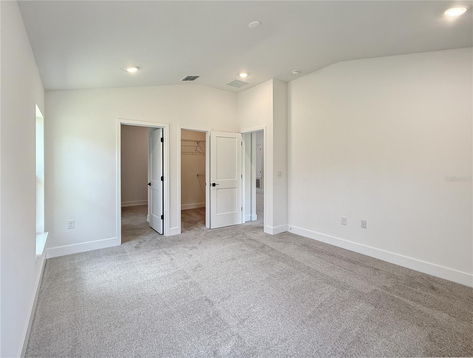 7648 Bent Tree Loop Property Photo 7