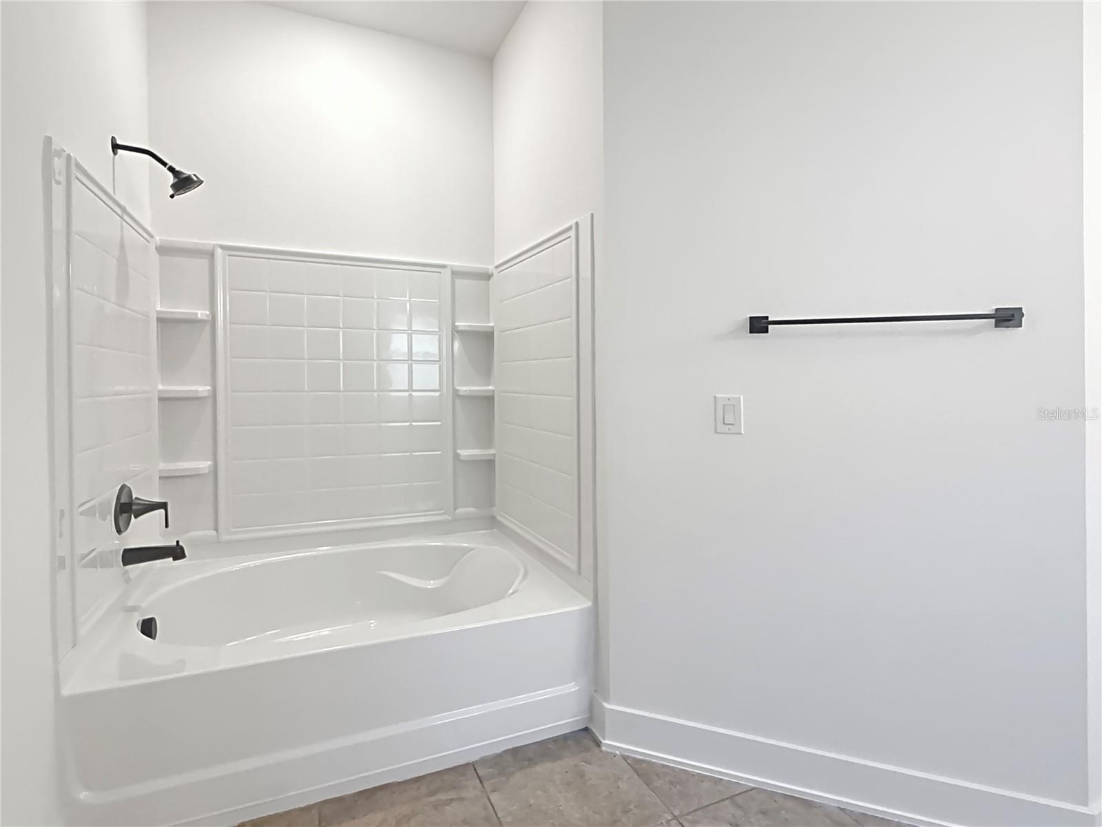 7648 Bent Tree Loop Property Photo 10