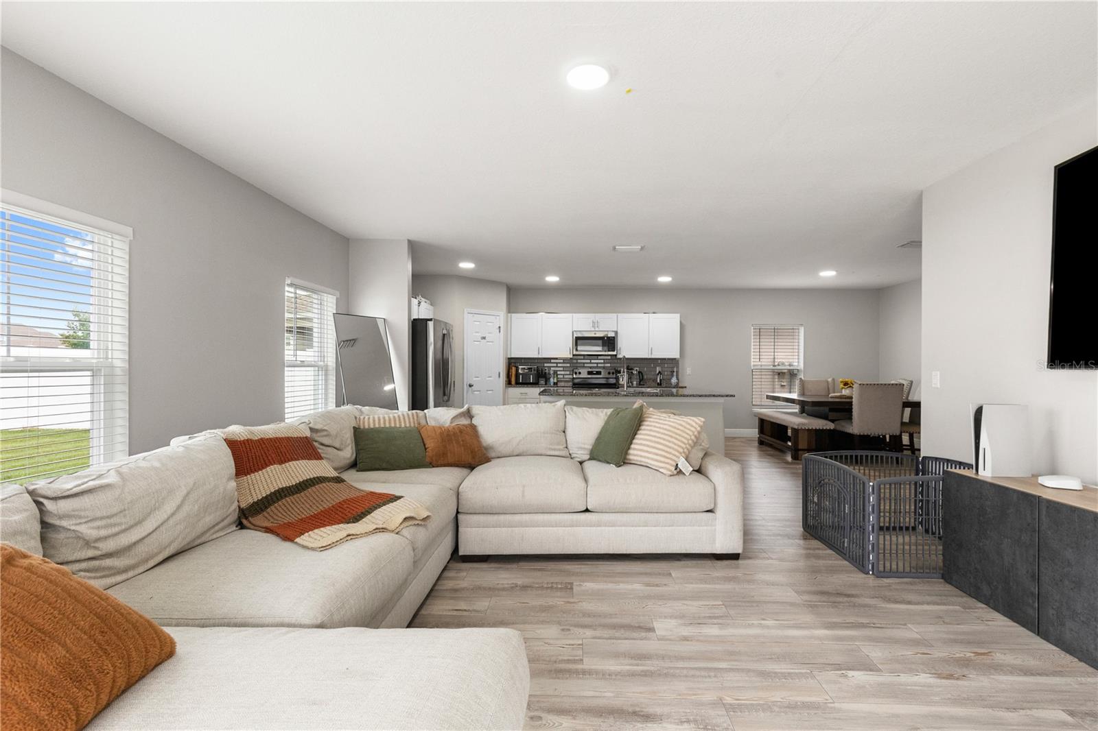 13109 Fruitville Way Property Photo 5