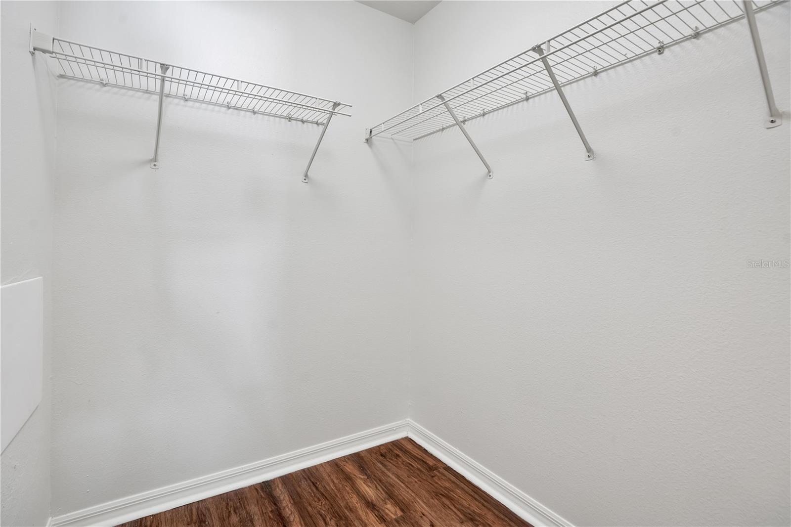 10225 Summerview Cir Property Photo 12