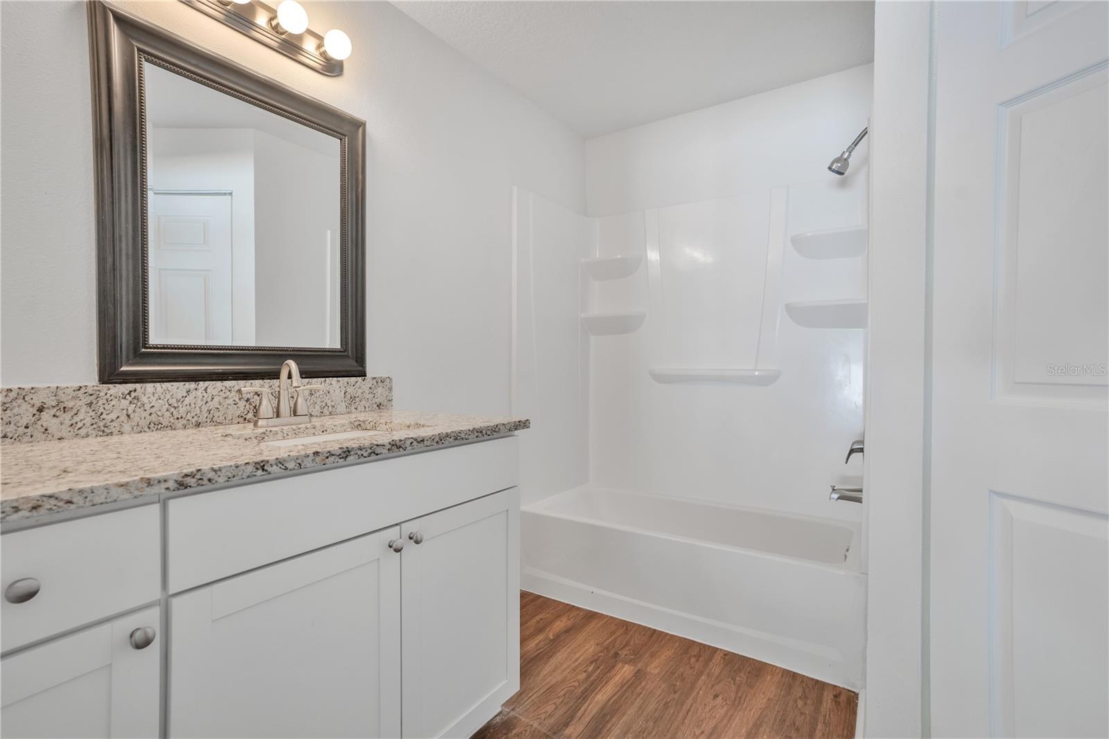 10225 Summerview Cir Property Photo 13