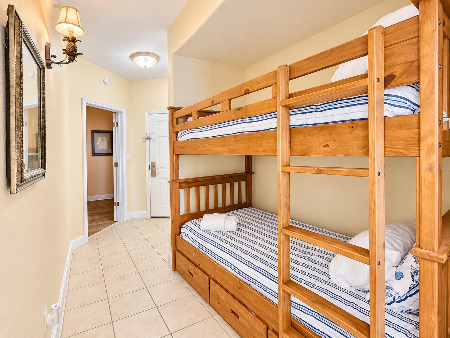 13415 Blue Heron Beach Dr #109 Property Photo 12