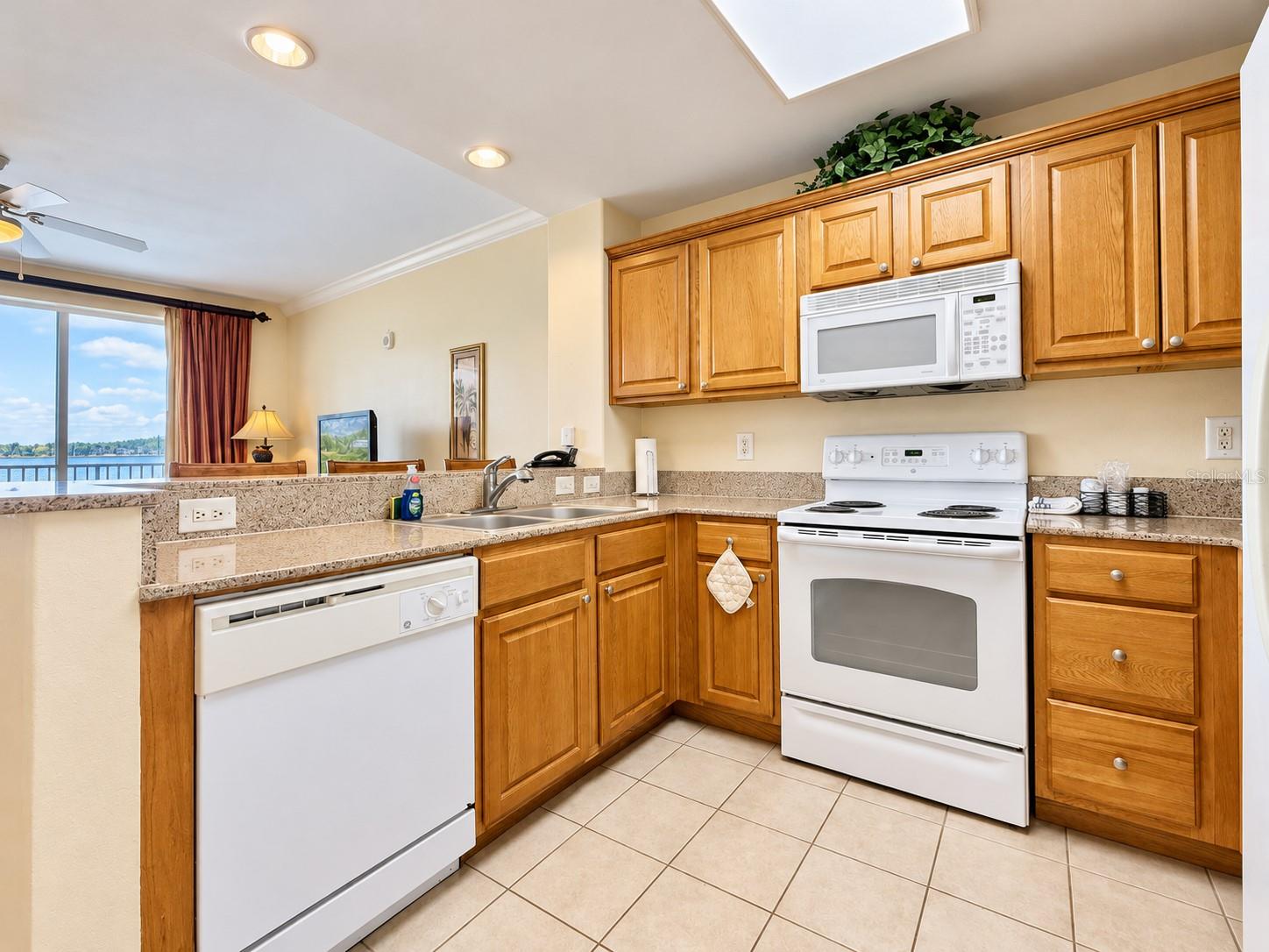 13415 Blue Heron Beach Dr #109 Property Photo 15