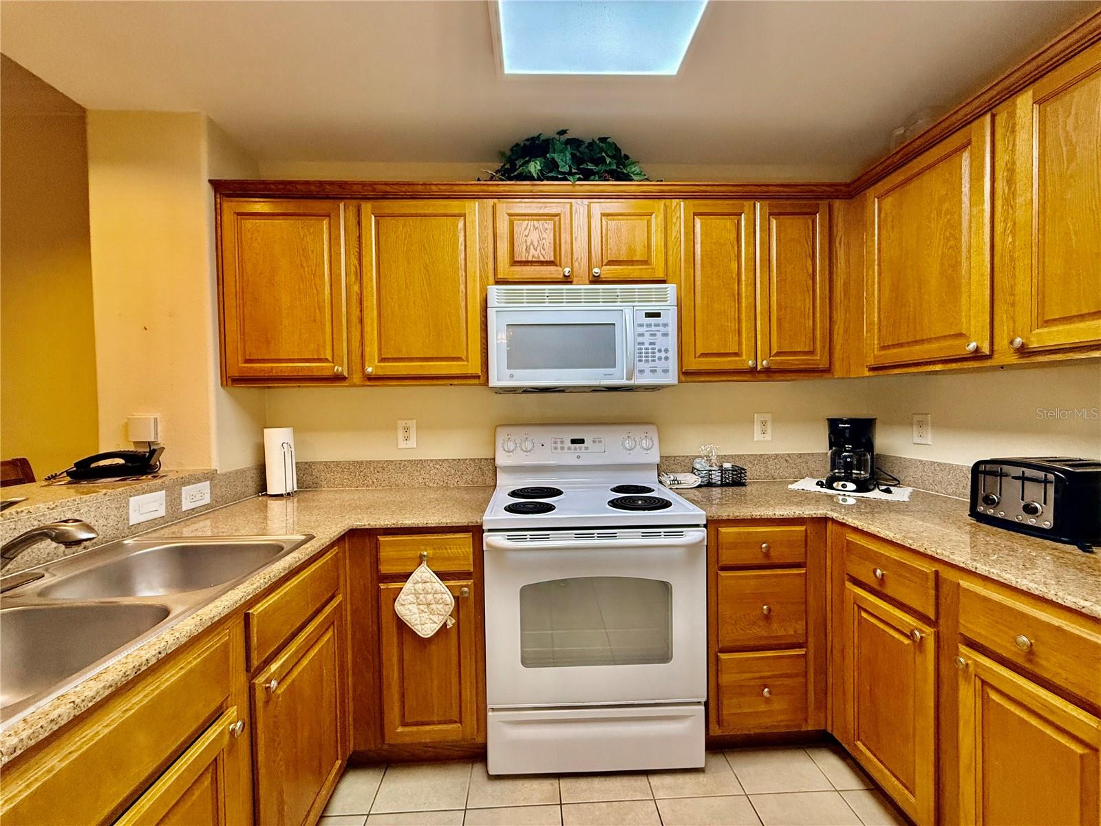 13415 Blue Heron Beach Dr #109 Property Photo 18