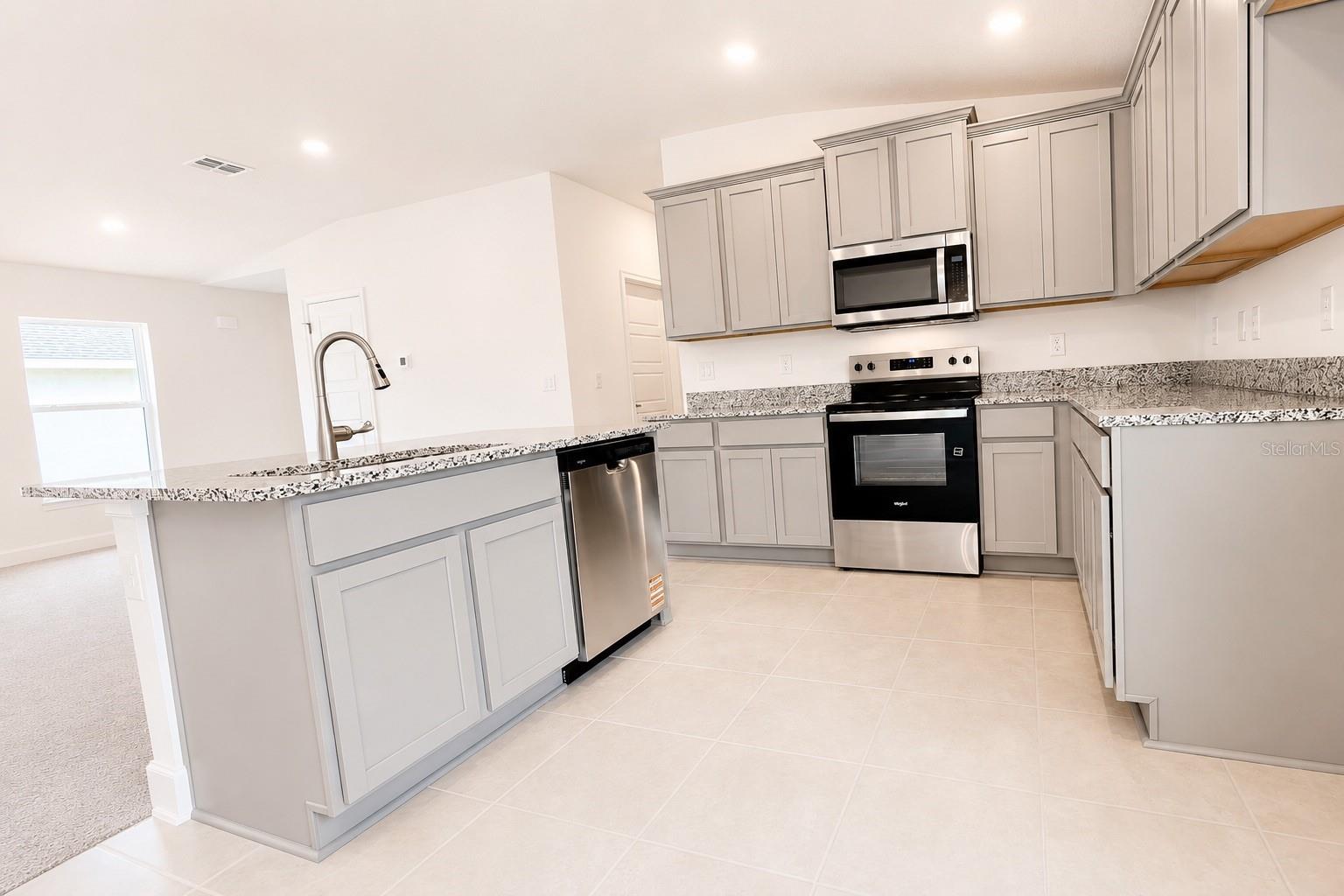 7563 Bent Tree Loop Property Photo 8