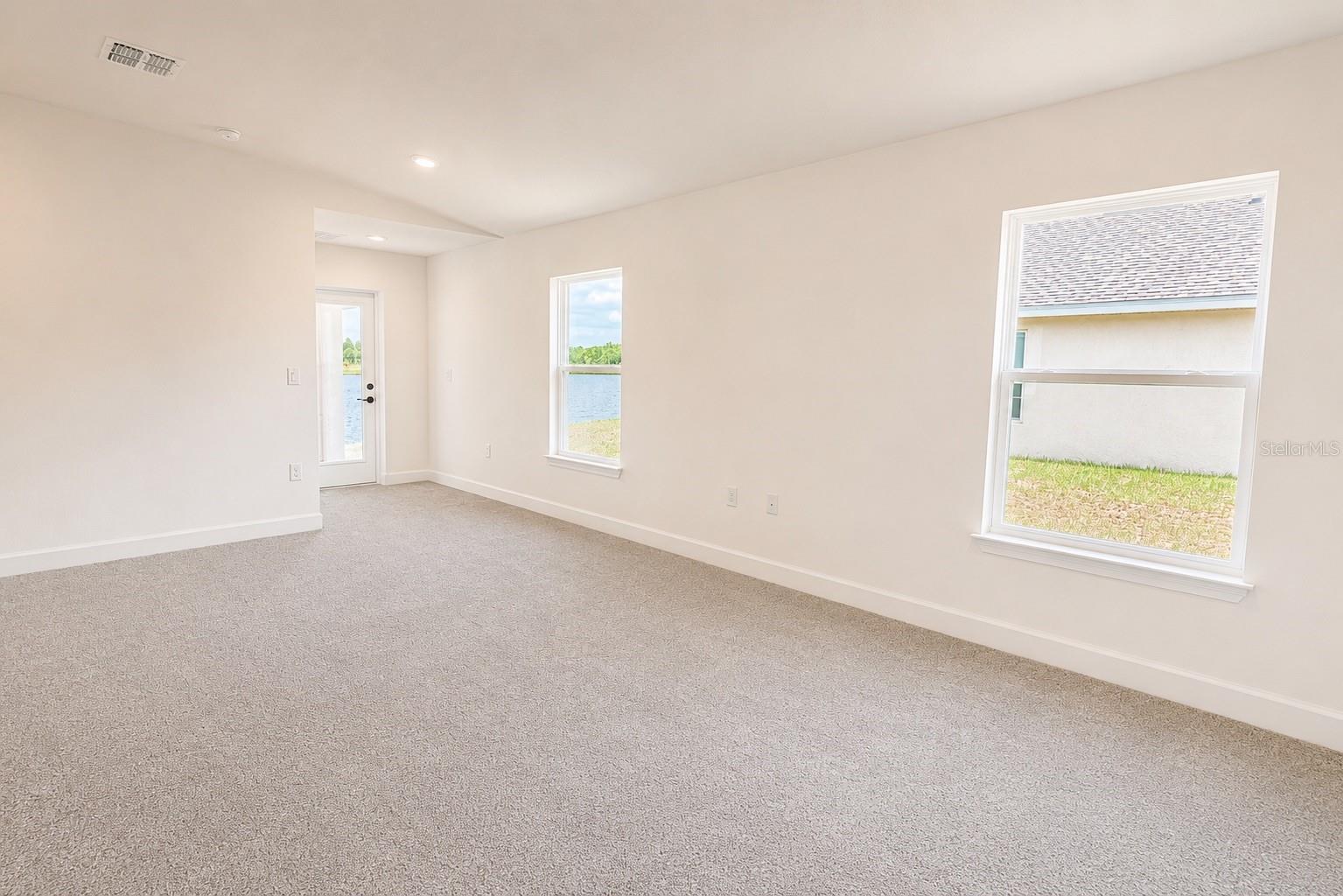 7563 Bent Tree Loop Property Photo 9