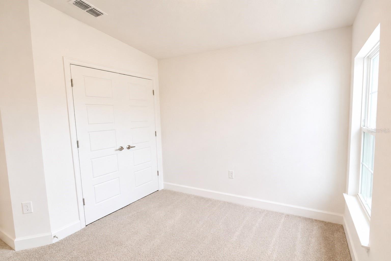 7563 Bent Tree Loop Property Photo 13