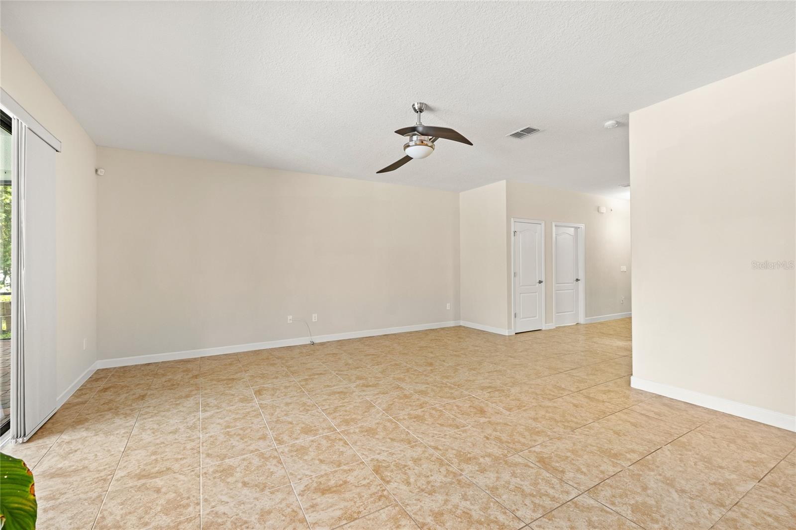 2892 Spring Breeze Way Property Photo 17