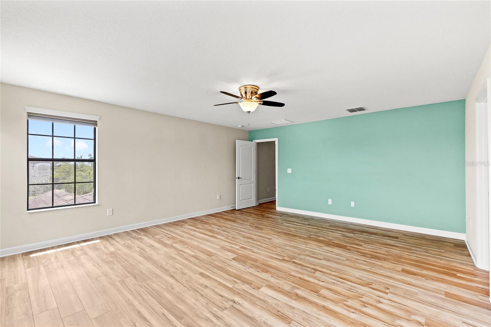 2892 Spring Breeze Way Property Photo 31