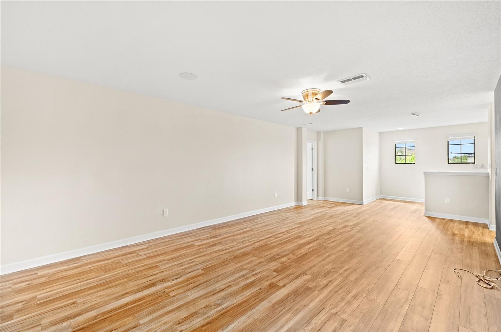 2892 Spring Breeze Way Property Photo 36