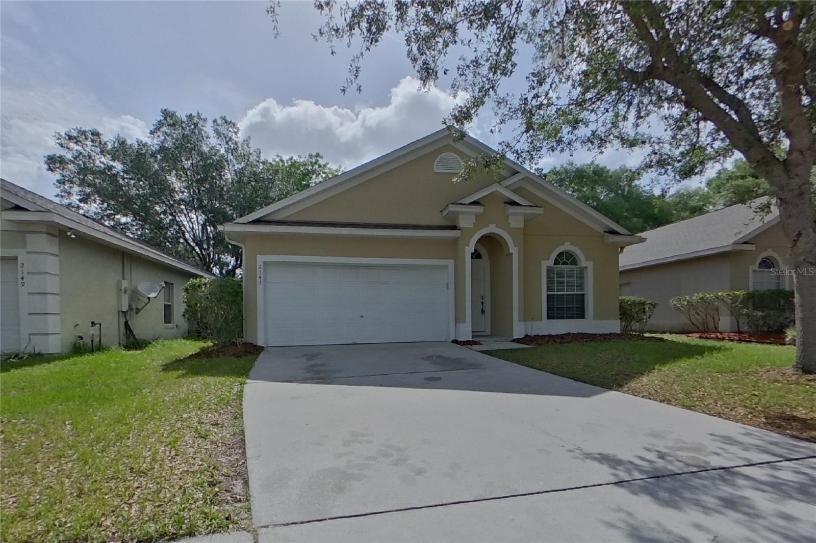 O6416366 Property Photo 1