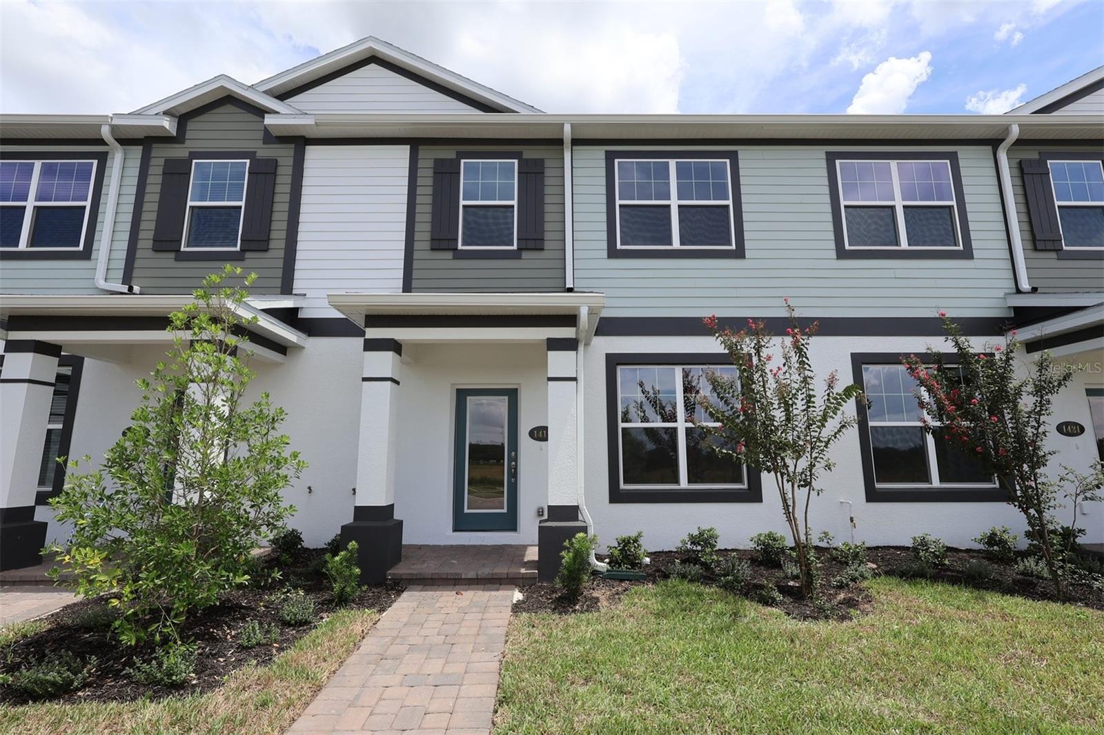 1417 Hyde St Property Photo 1