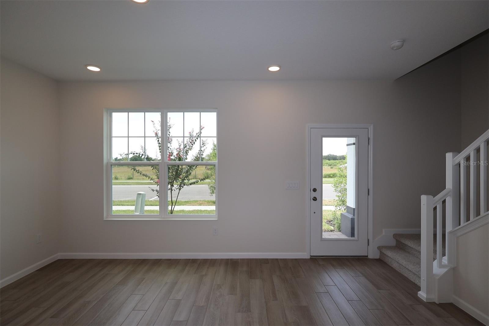 1417 Hyde St Property Photo 9