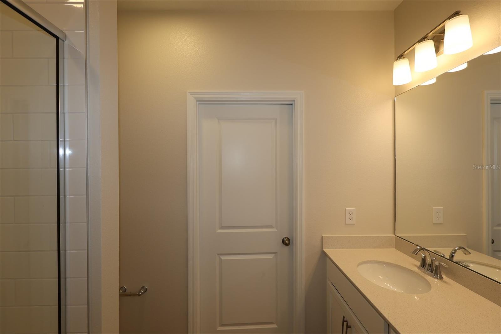 1417 Hyde St Property Photo 16