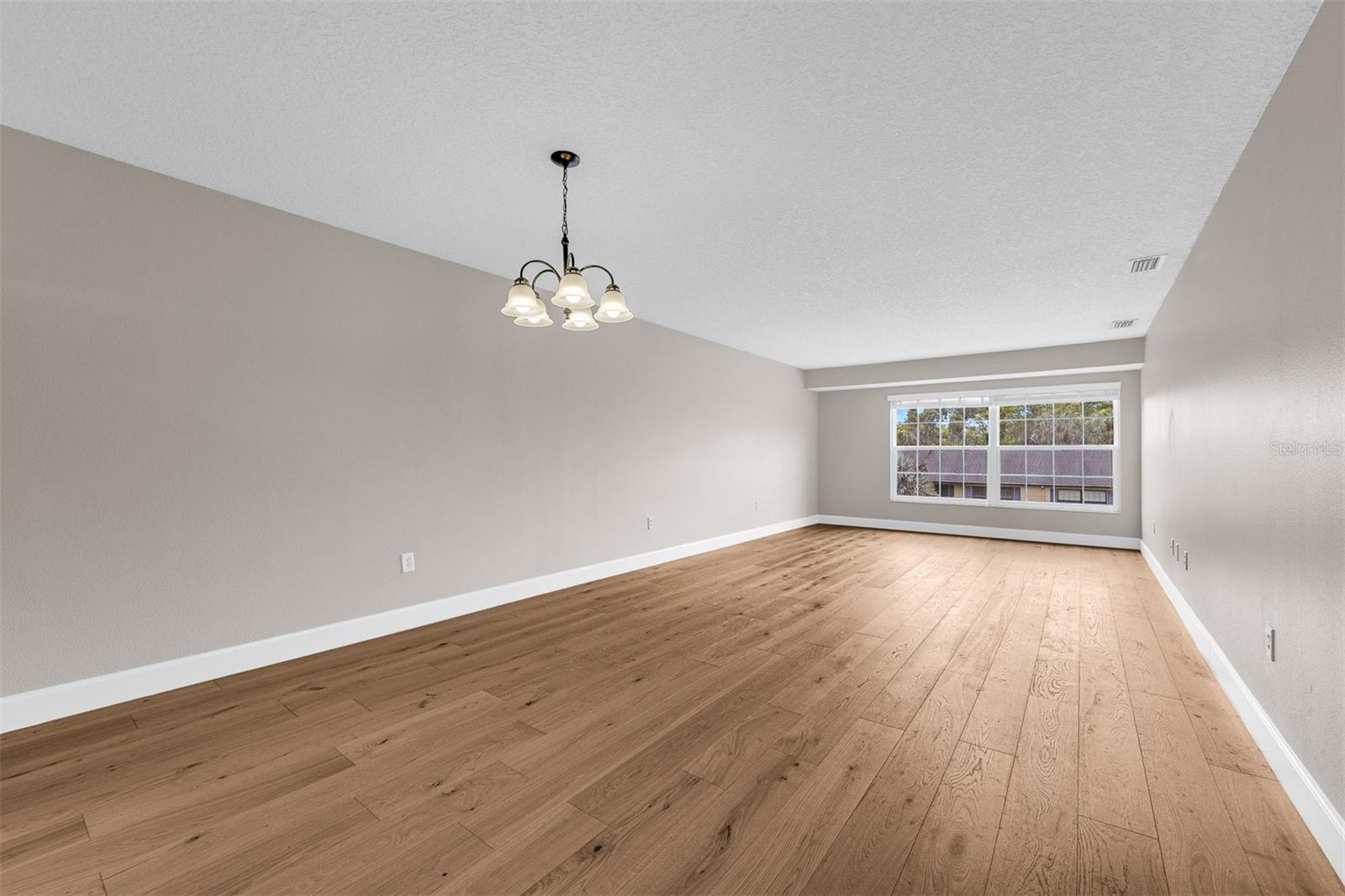 110 N Tremain St #209 Property Photo 7
