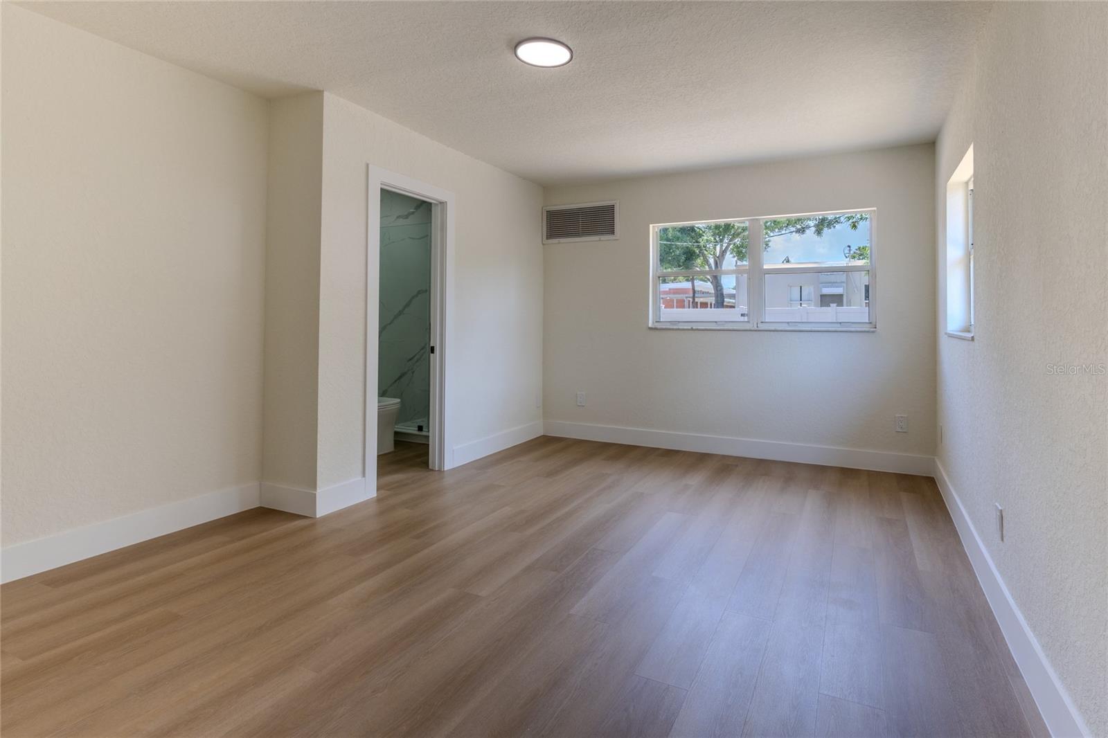 4502 S Grady Ave Property Photo 44