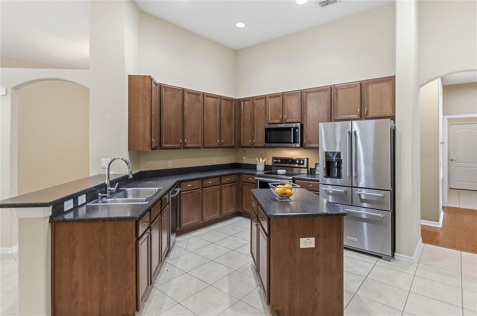 513 Parkside Pointe Blvd Property Photo 7