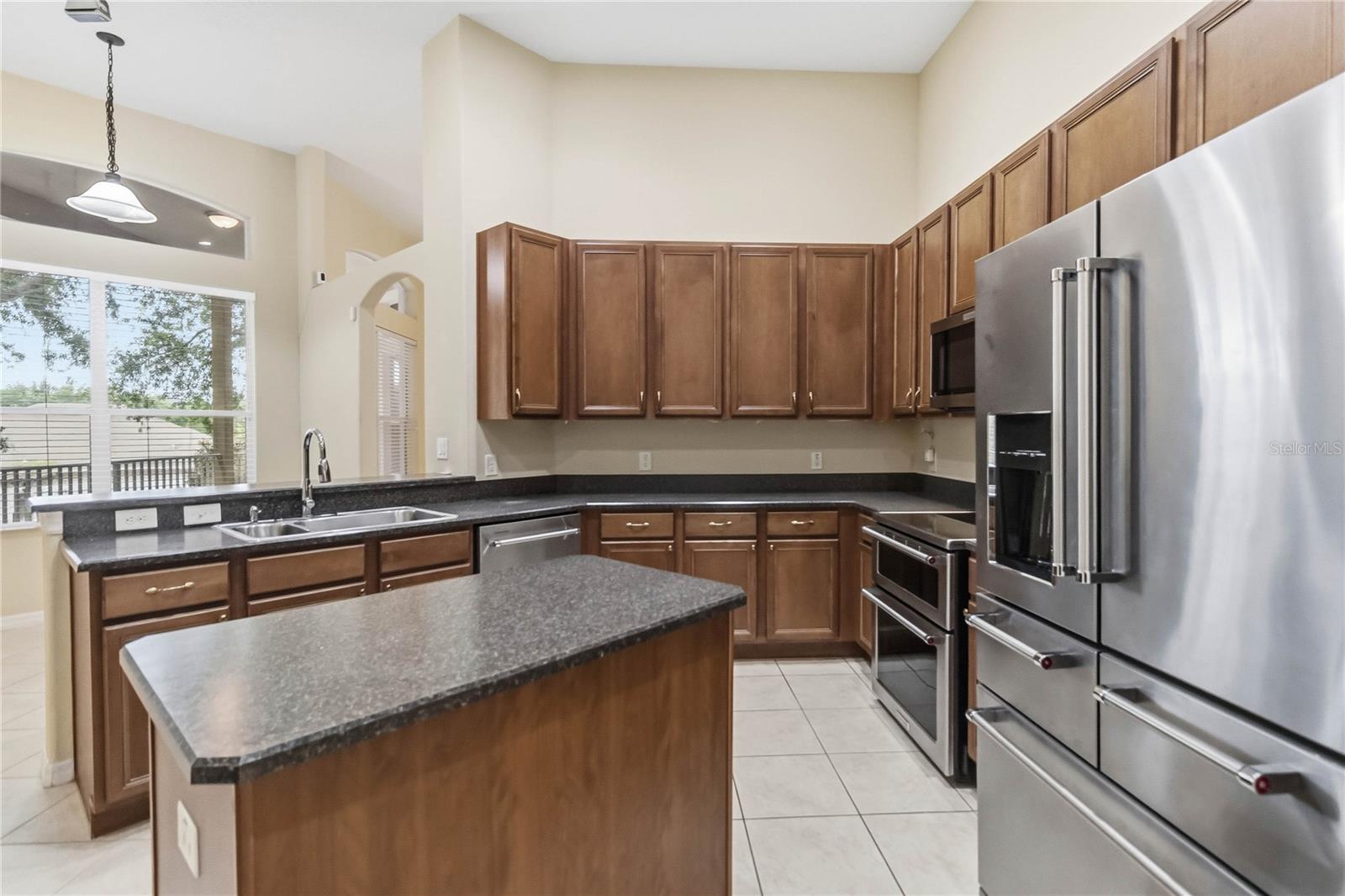 513 Parkside Pointe Blvd Property Photo 9