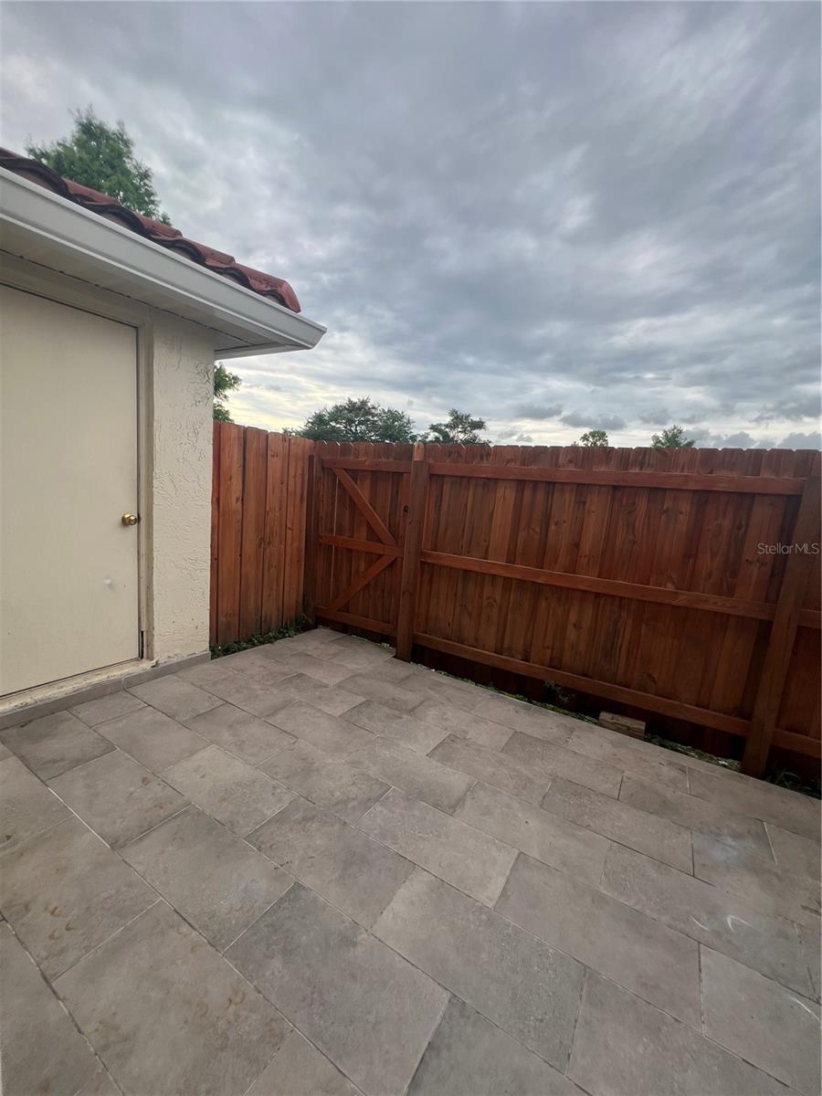 6231 Yorktown Dr #140 Property Photo 11