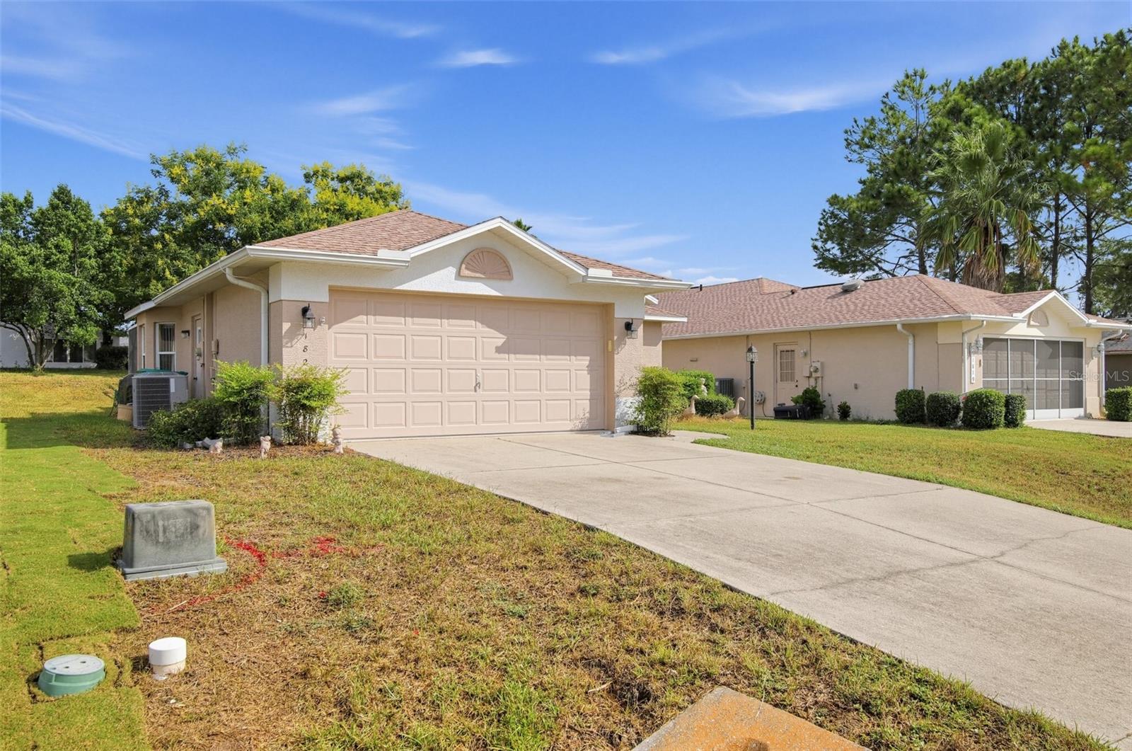 1827 W Nicole Dr Property Photo 3