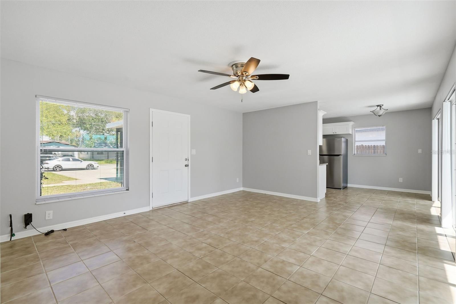3934 Helena St Ne Property Photo 11
