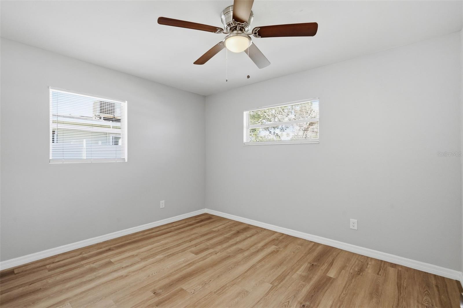 3934 Helena St Ne Property Photo 21