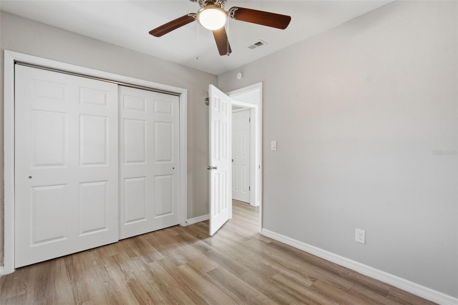 3934 Helena St Ne Property Photo 24