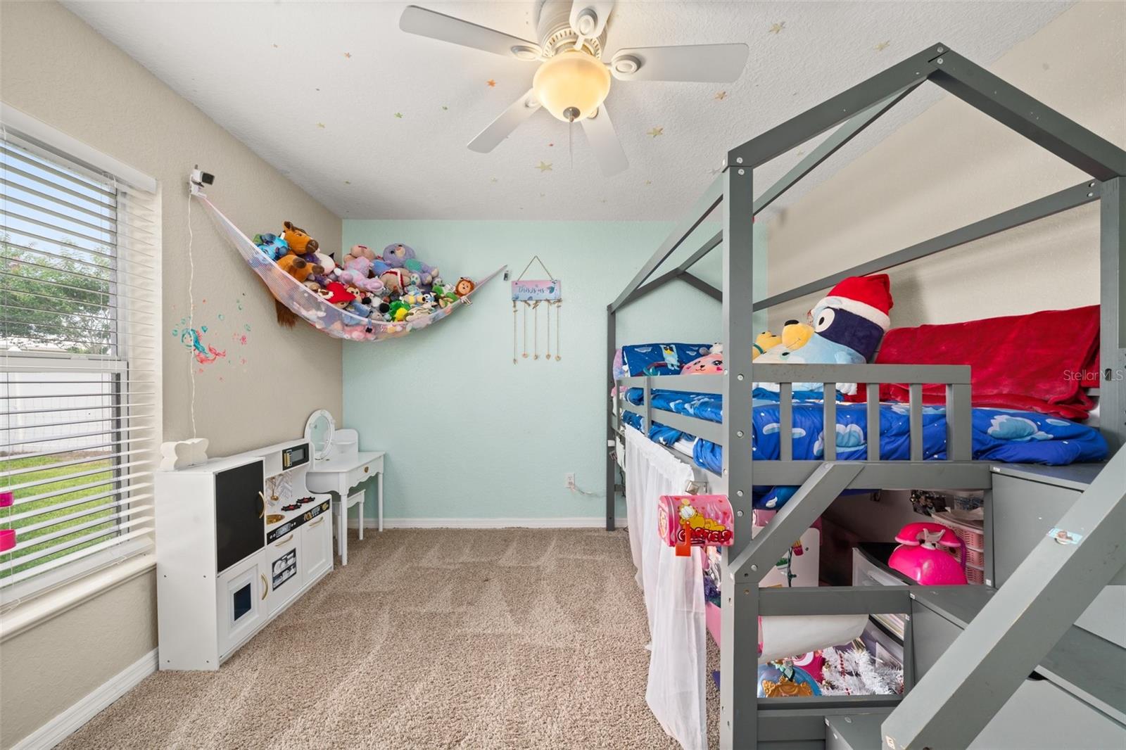 2630 Gresham St Property Photo 33