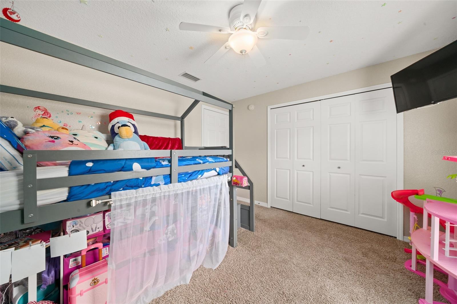 2630 Gresham St Property Photo 34
