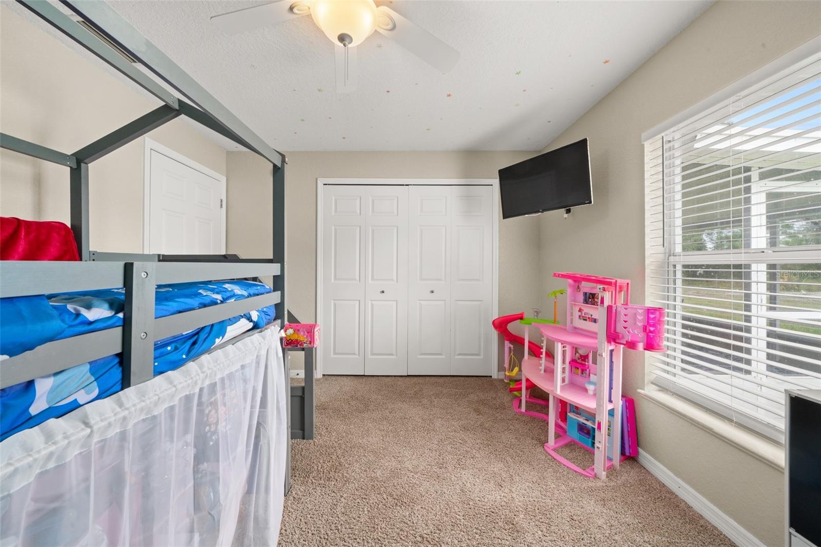2630 Gresham St Property Photo 36