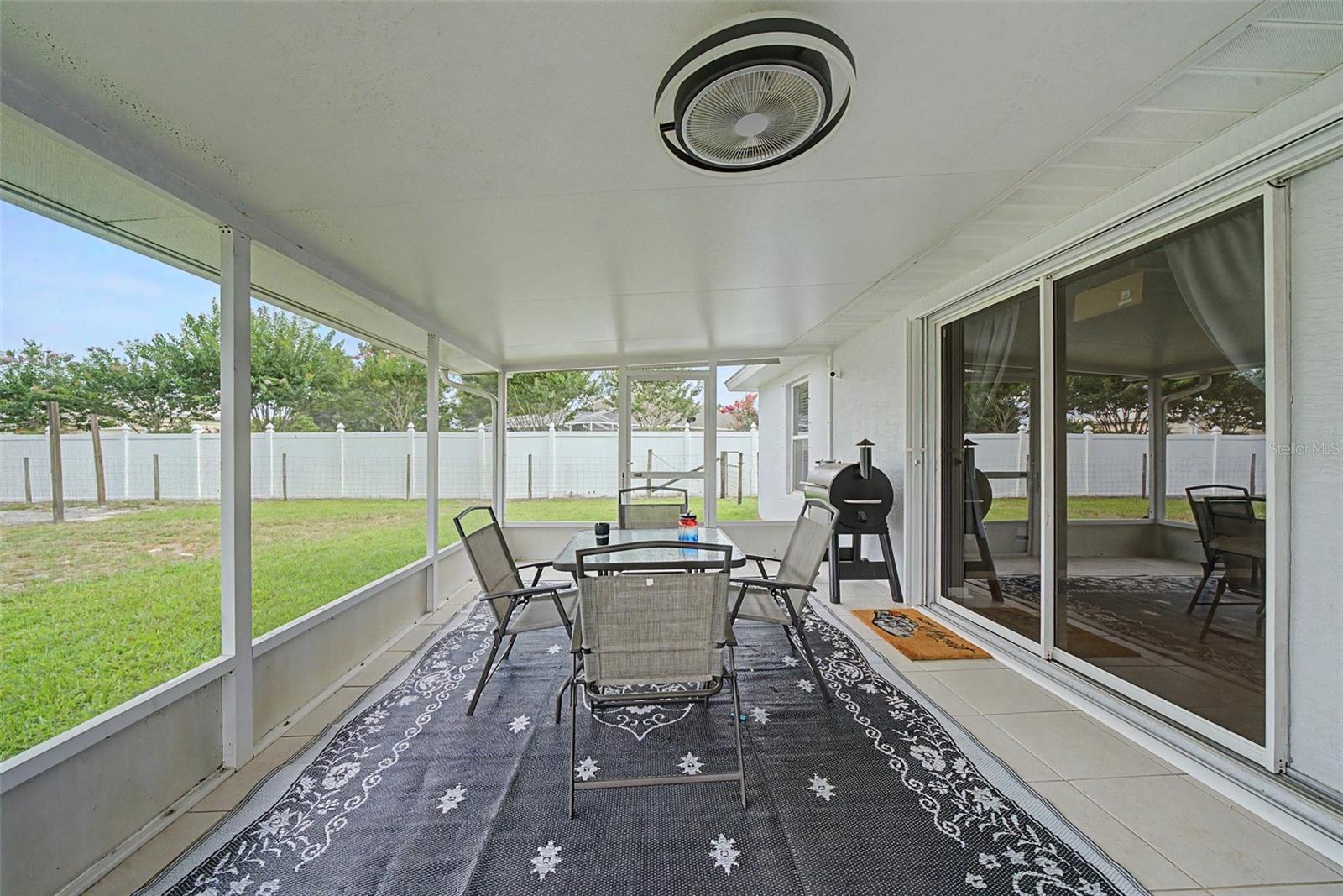 2630 Gresham St Property Photo 38