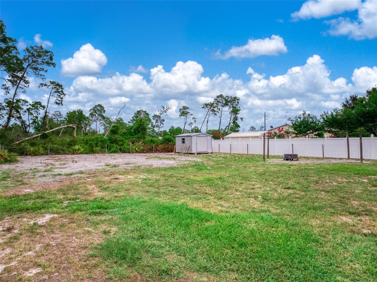 2630 Gresham St Property Photo 42
