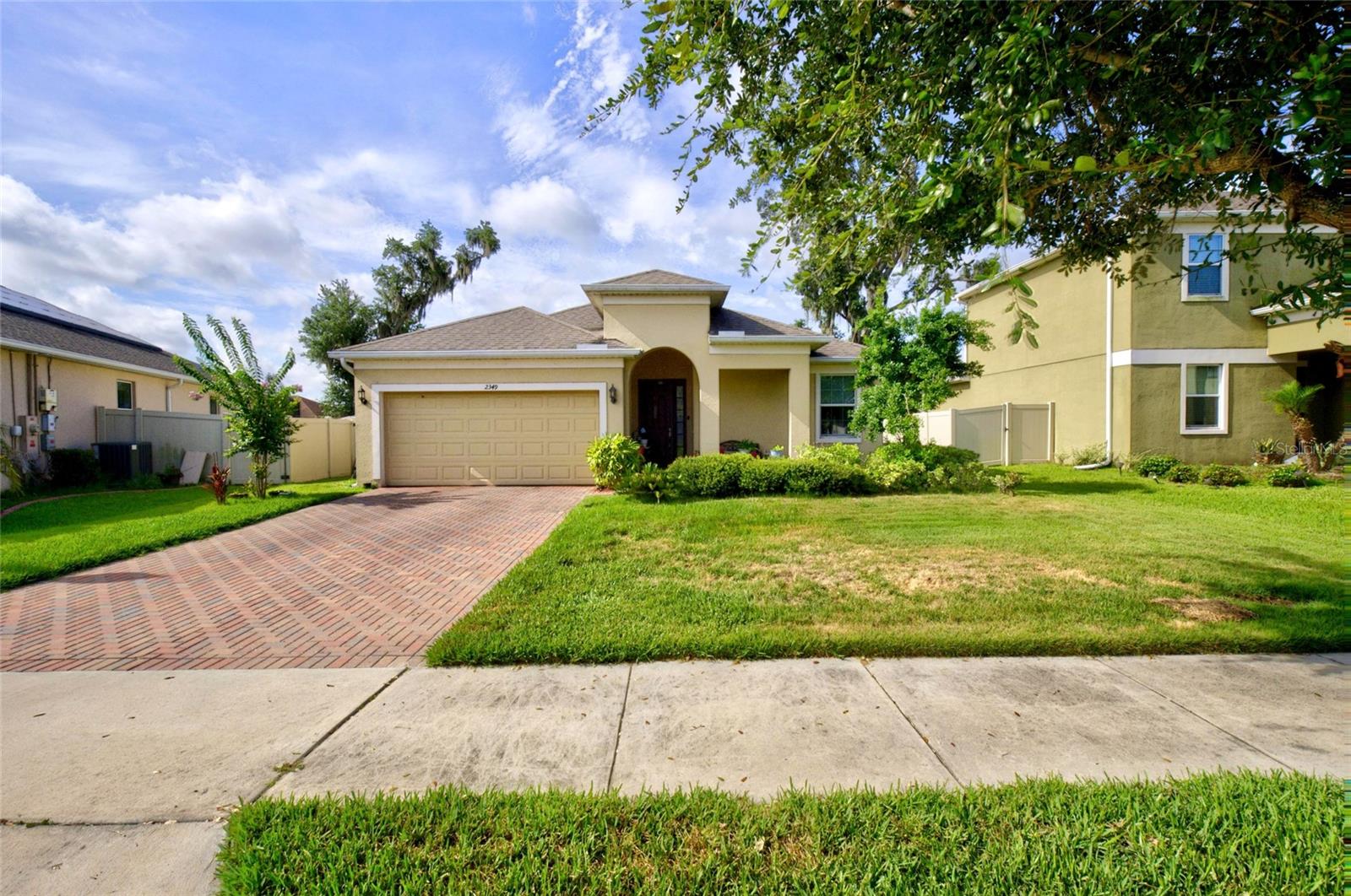 2349 Jernigan Loop Property Photo 4