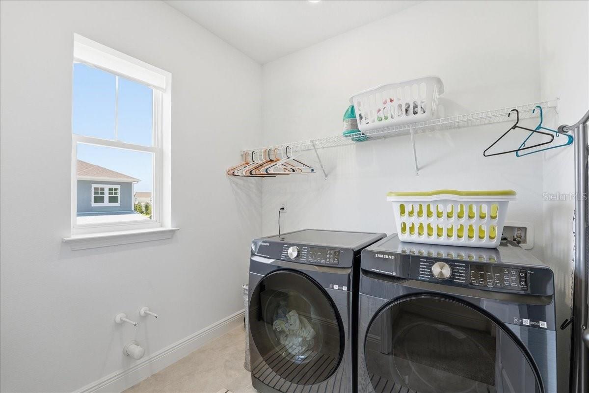 9741 Neruda St Property Photo 37