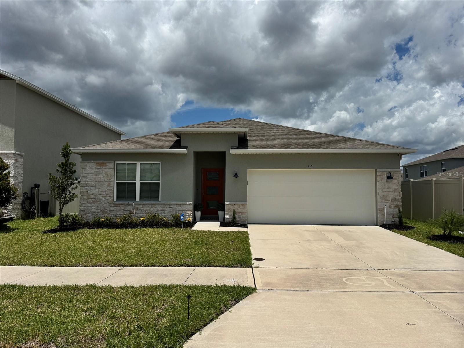 415 Talisi Loop Property Photo 1