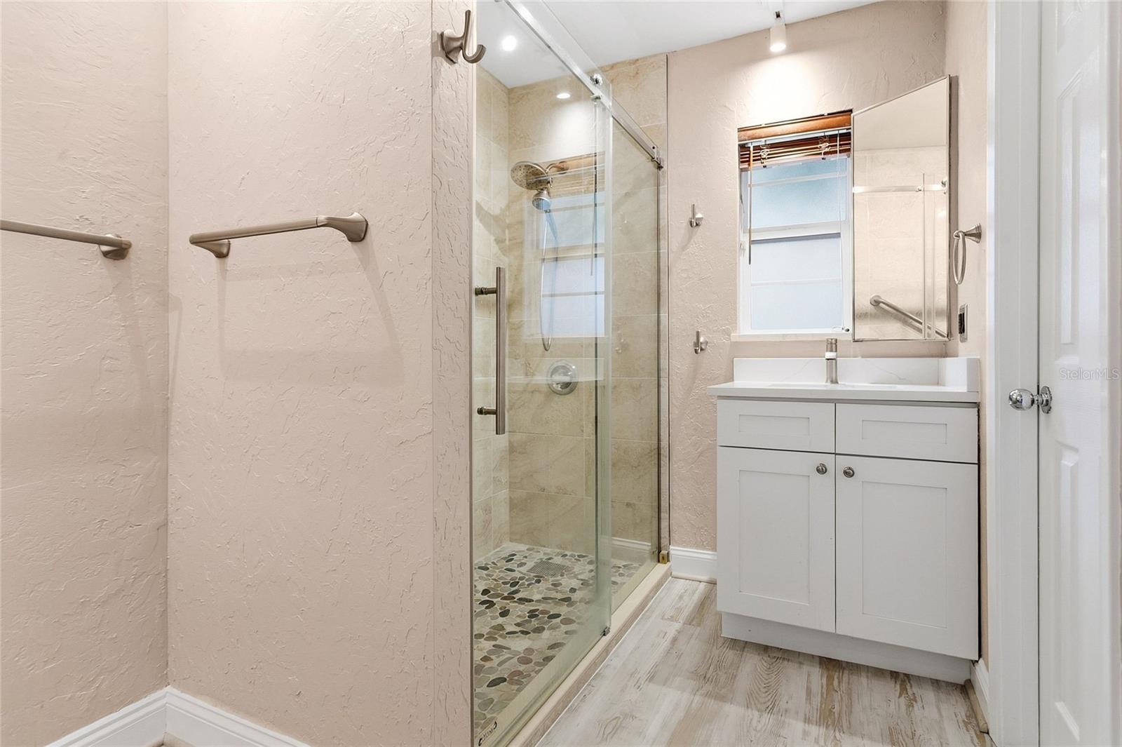 3736 Lake Margaret Dr Property Photo 15