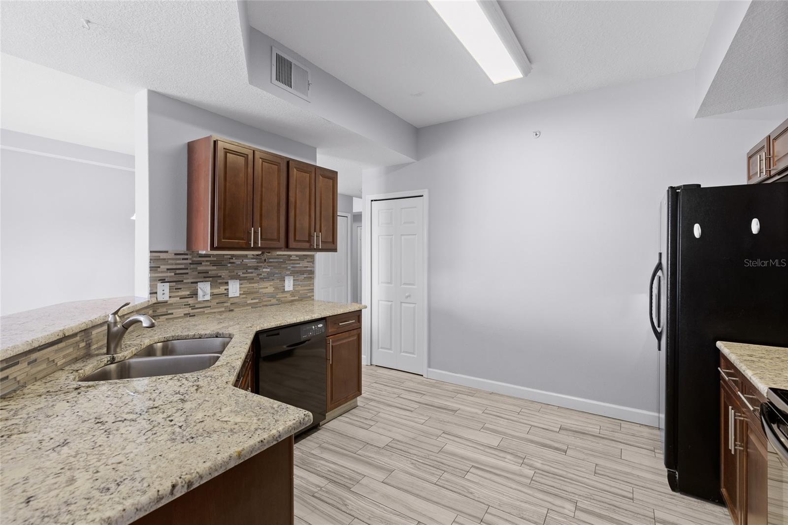 6336 Buford St #801 Property Photo 2