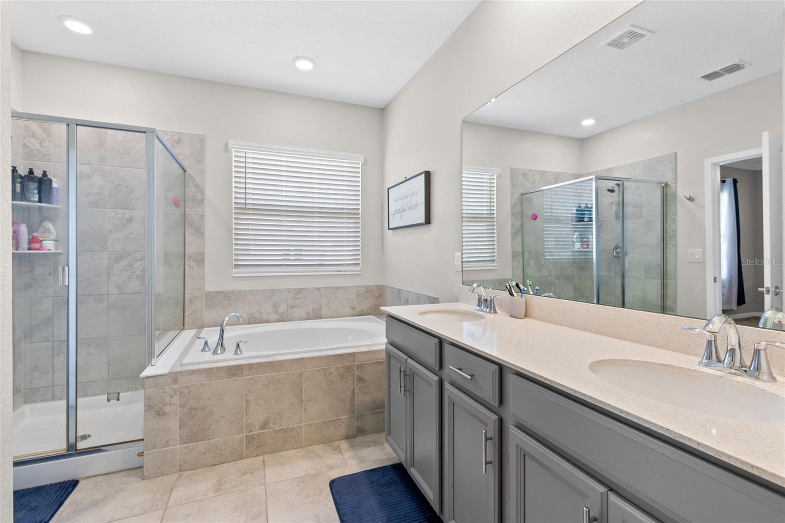 5311 Amersham Ln Property Photo 16
