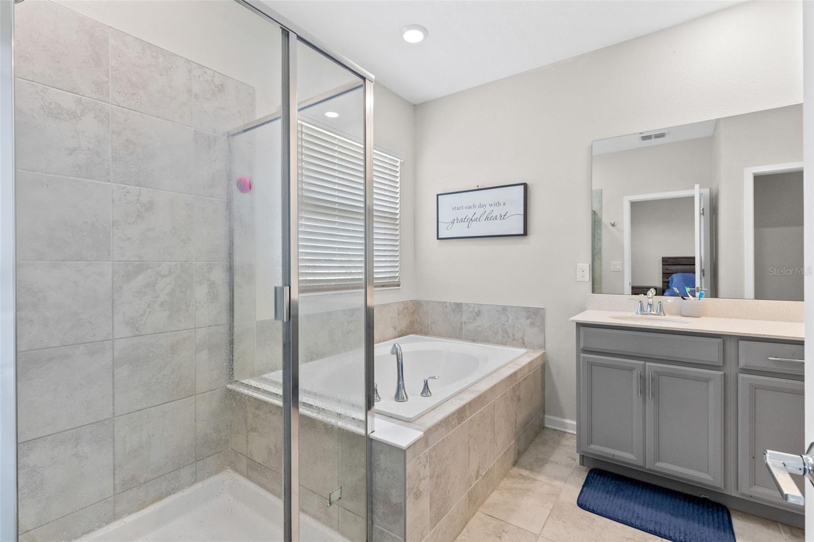 5311 Amersham Ln Property Photo 17
