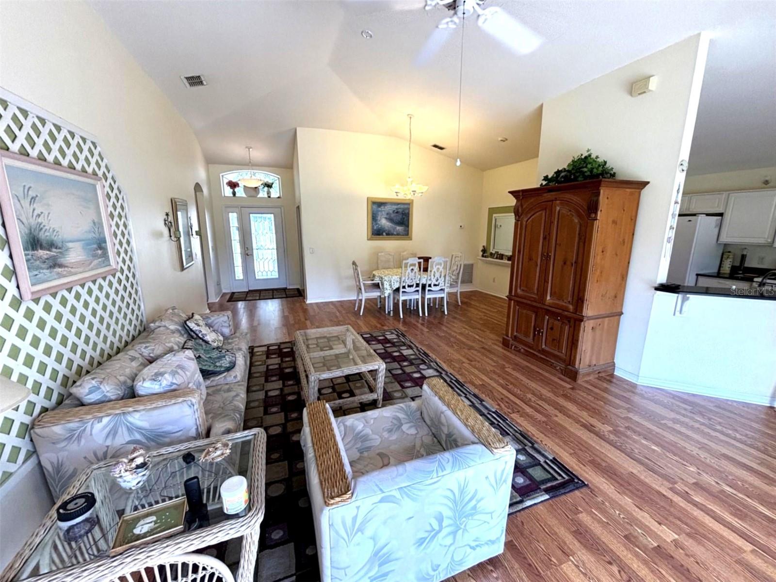 3786 Avon Ct Property Photo 4