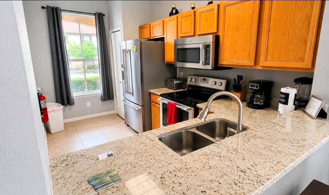2540 Calabria Ave Property Photo 4
