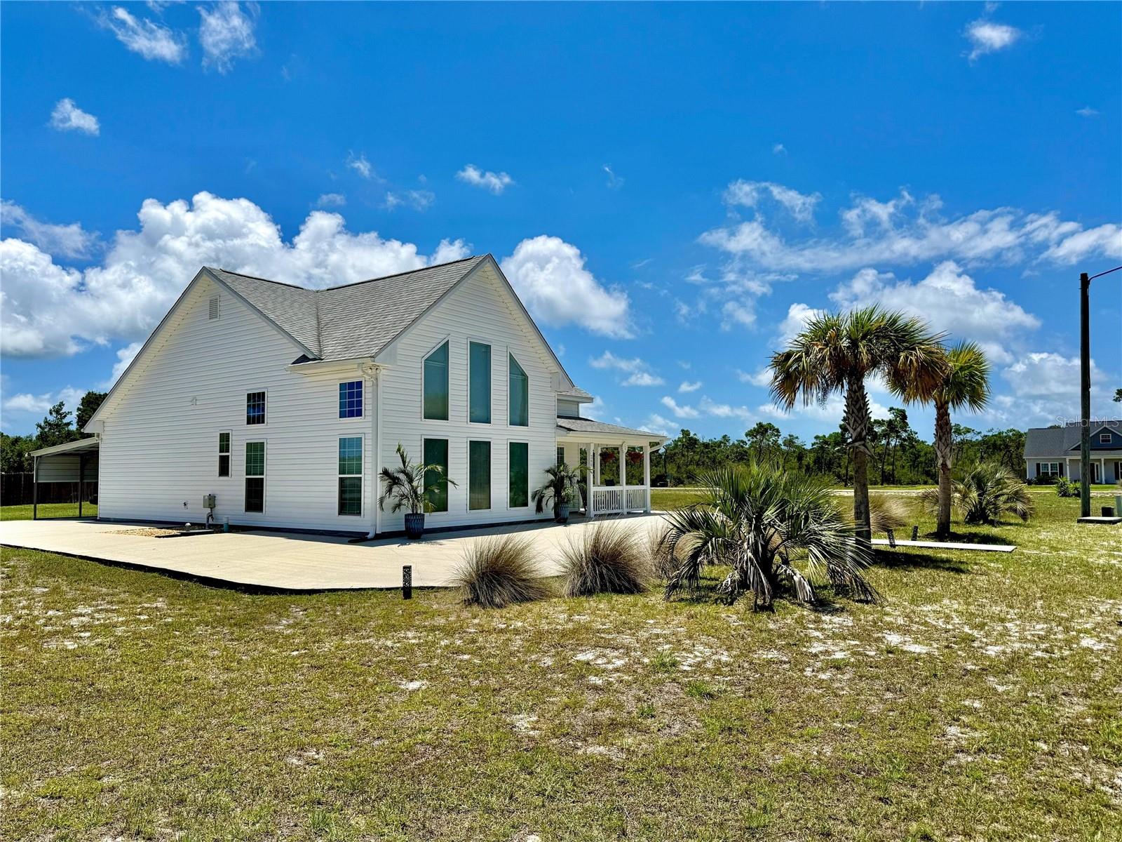 260 Blue Heron Dr Property Photo 1