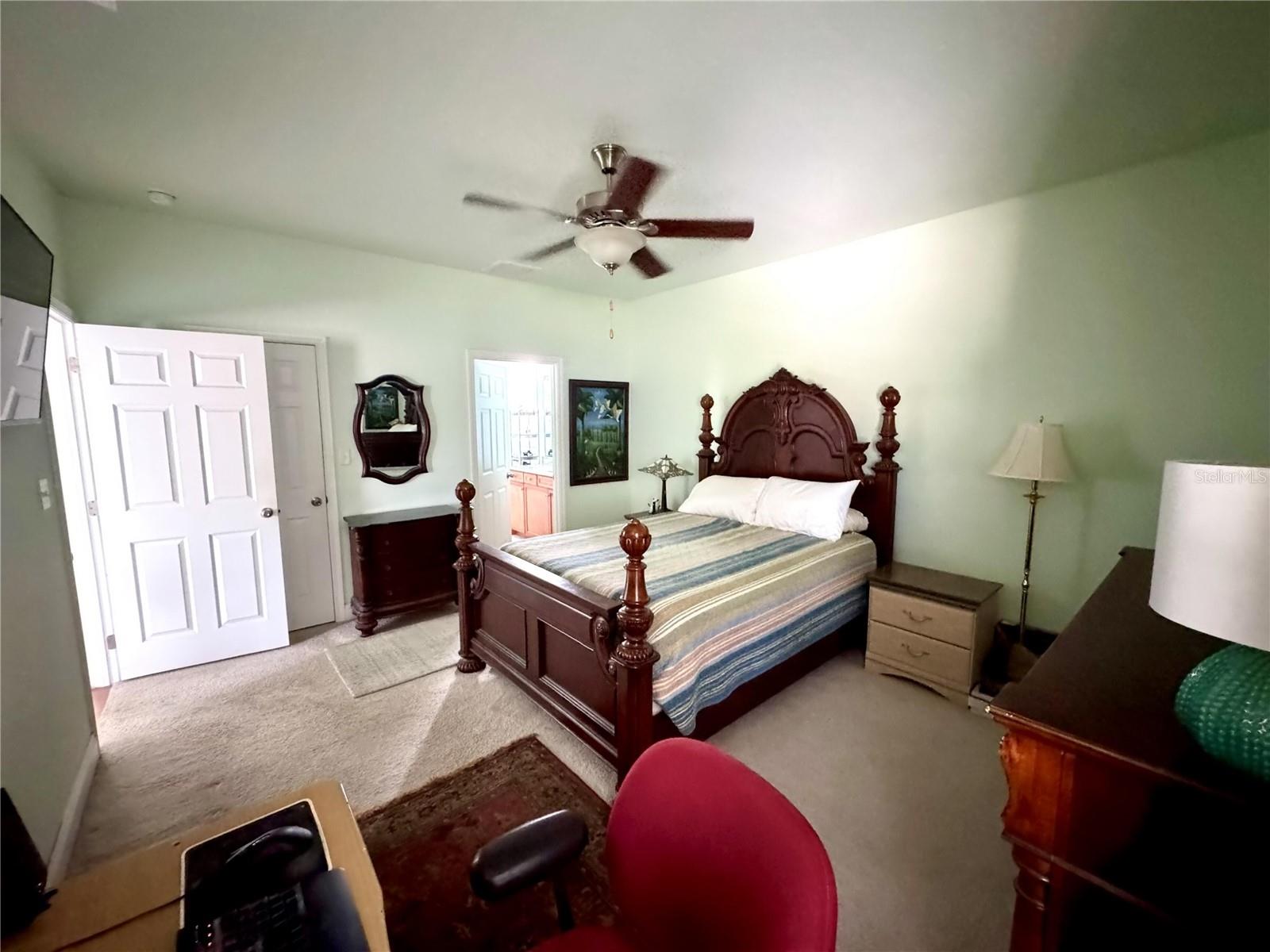 260 Blue Heron Dr Property Photo 21